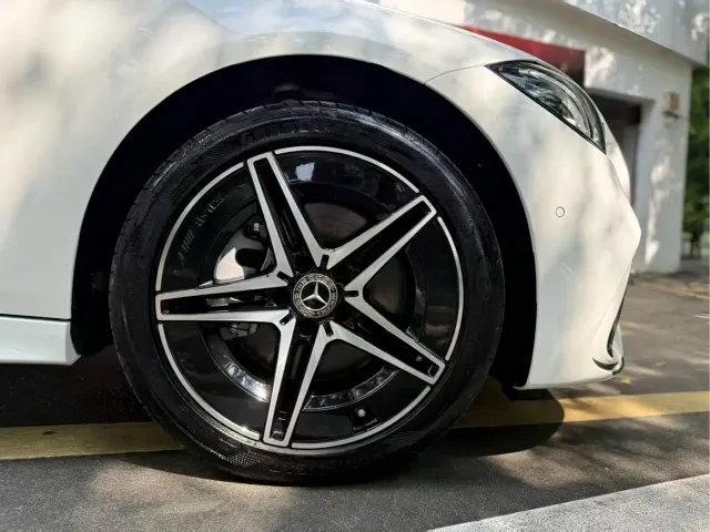 Mercedes-Benz C-Class — Фото автомобиля 7