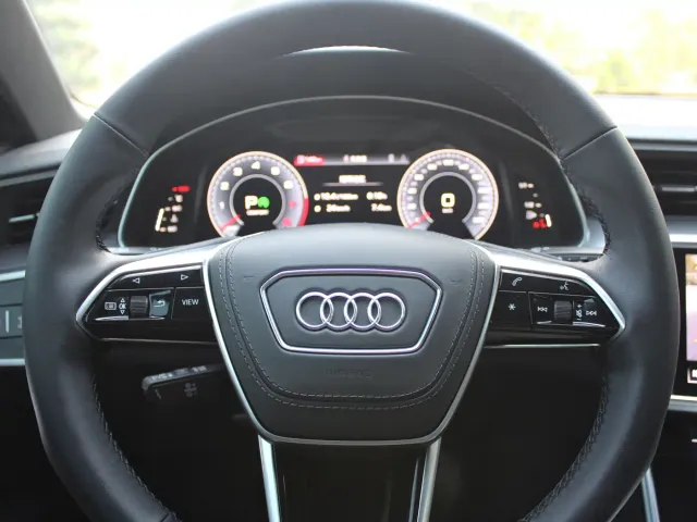 Audi A6L — Фото автомобиля 15
