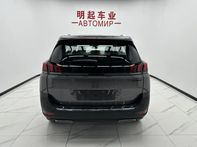 Peugeot 5008 — Фото автомобиля 10