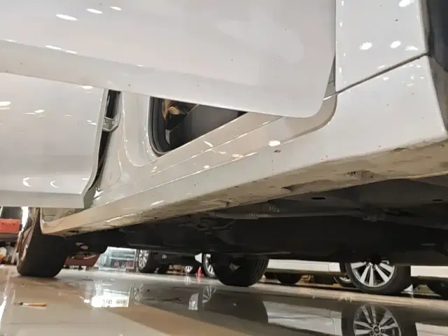 GAC Trumpchi M6 — Фото автомобиля 20