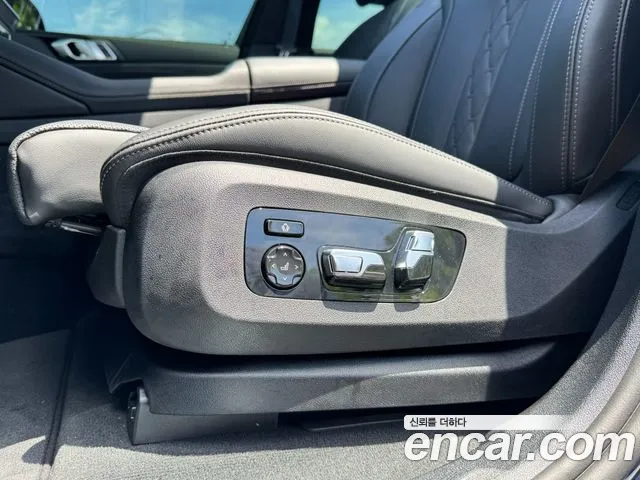 BMW X6 xDrive40i M Sport — Фото автомобиля 16