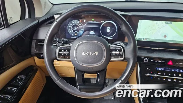 Kia Carnival Generation 4 — Фото автомобиля 13