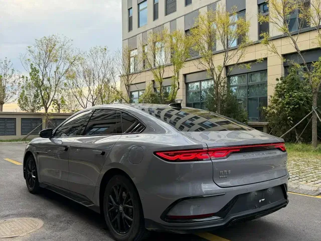 BYD Han — Фото автомобиля 7