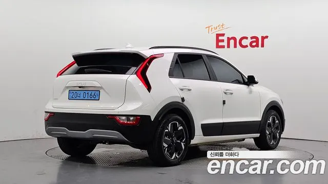 Фотография автомобиля — Kia Niro
