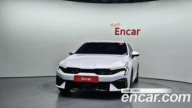 Kia K5 Новый K5 3 поколение 2.0 LPi(Для проката) — Фото автомобиля 3