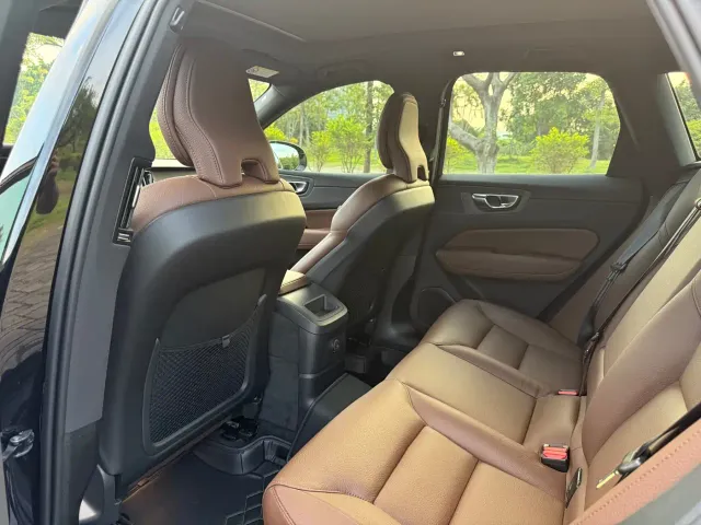 Volvo XC60 — Фото автомобиля 13