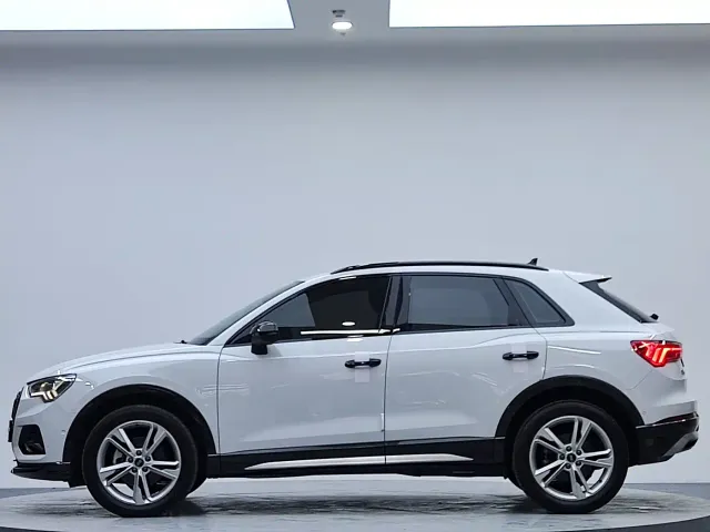 Audi Q3 — Фото автомобиля 4