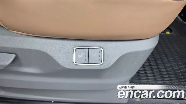 Hyundai Staria — Фото автомобиля 24