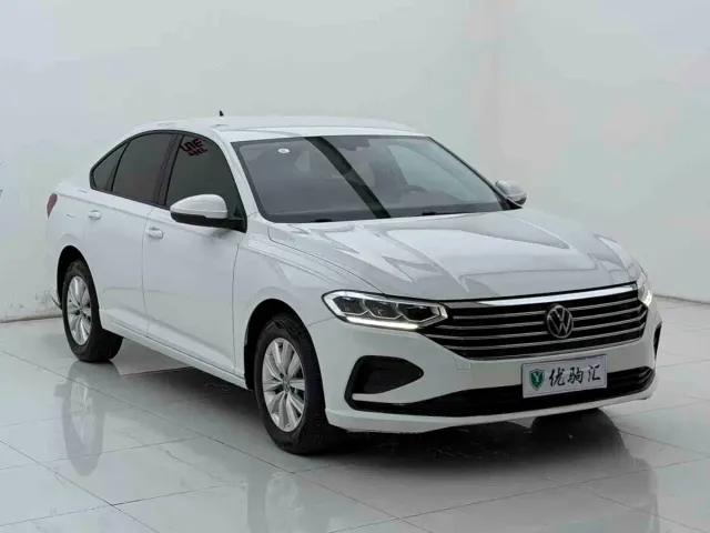 Volkswagen Lavida — Фото автомобиля 2
