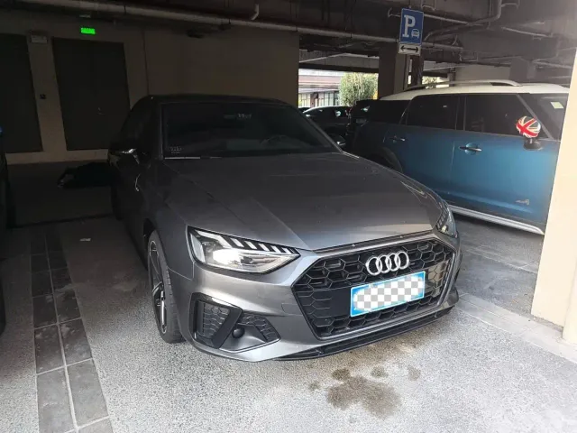 Audi A4L — Фото автомобиля 3