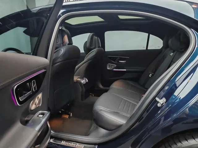 Mercedes-Benz C-Class — Фото автомобиля 13