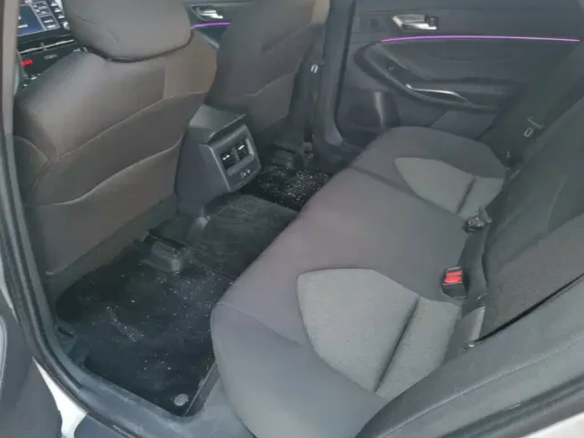 Toyota Avalon 2019 2.0L Progressive Edition (China VI) — Фото автомобиля 16