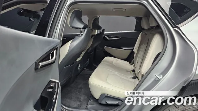 Kia EV6 — Фото автомобиля 13