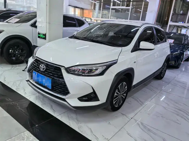 Фотография автомобиля — Toyota YARiS L Zhi Xuan
