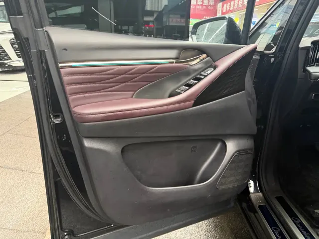 GAC Trumpchi M8 — Фото автомобиля 7