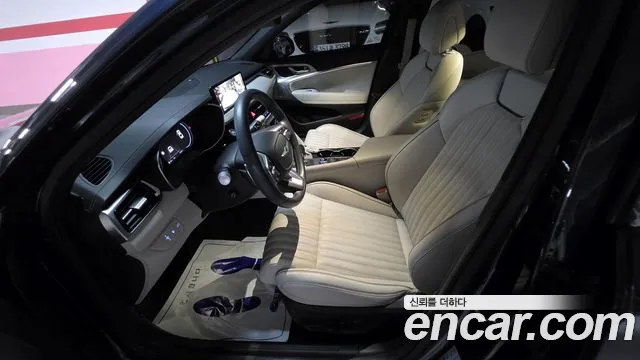 Genesis G70 New — Фото автомобиля 10
