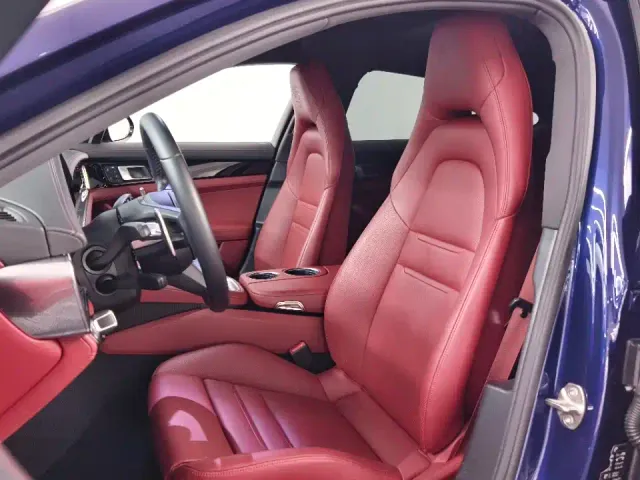 Porsche Panamera — Фото автомобиля 9