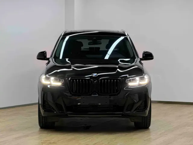 BMW X3 — Фото автомобиля 2