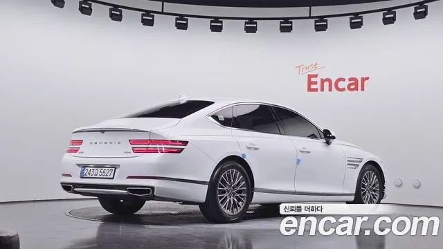 Genesis G80 Бензин 2.5 турбо AWD — Фото автомобиля 2