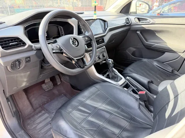 Volkswagen T-Cross — Фото автомобиля 9