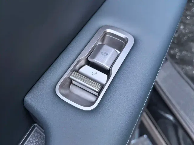 BYD FangChengBao Titanium 7 — Фото автомобиля 9