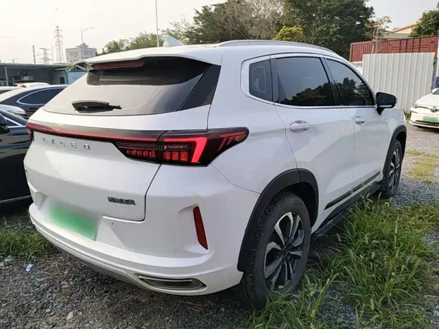 Exeed Chasing Wind C-DM — Фото автомобиля 4