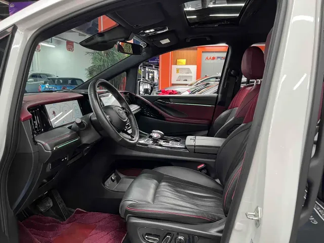 GAC Trumpchi M8 — Фото автомобиля 4