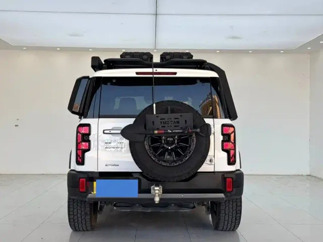 BAIC BJ40 — Фото автомобиля 8