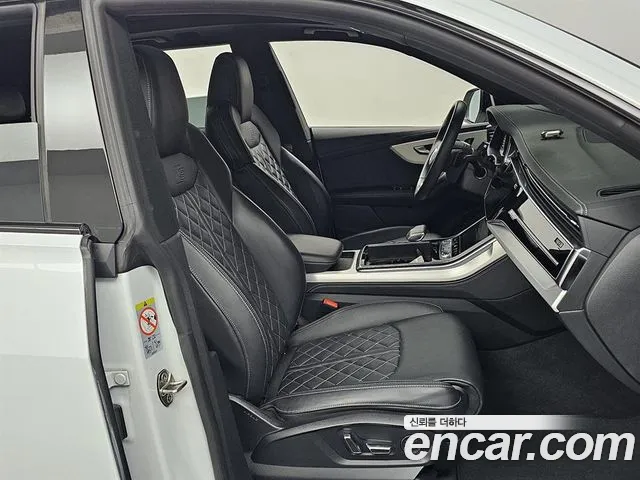 Audi Q8 50 TDI quattro Premium — Фото автомобиля 10