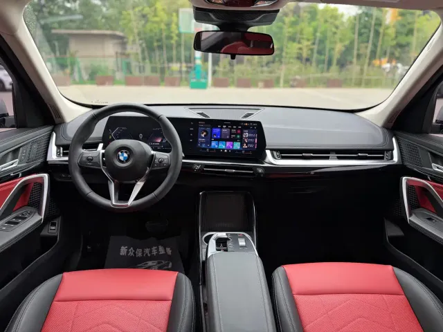 BMW X1 — Фото автомобиля 9