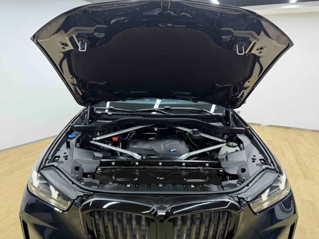 BMW X5 — Фото автомобиля 6