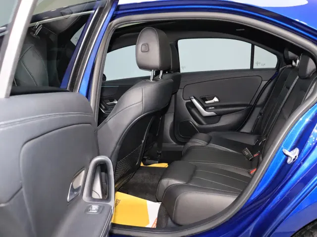 Mercedes-Benz A-Class — Фото автомобиля 8