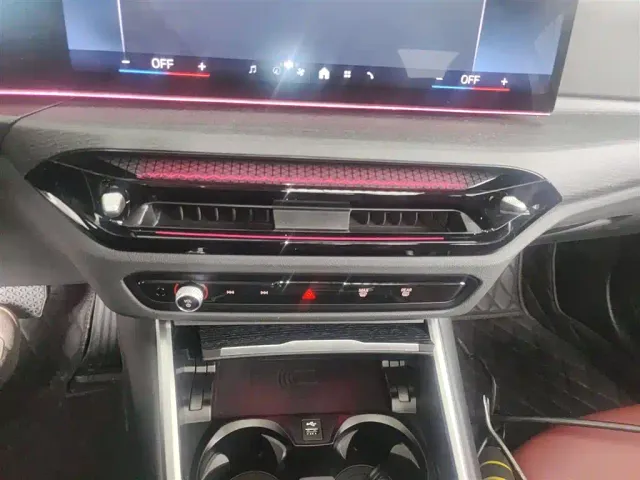 BMW 3 Series — Фото автомобиля 12
