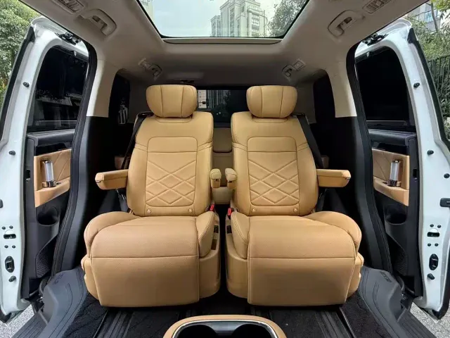 GAC Trumpchi E8 — Фото автомобиля 8