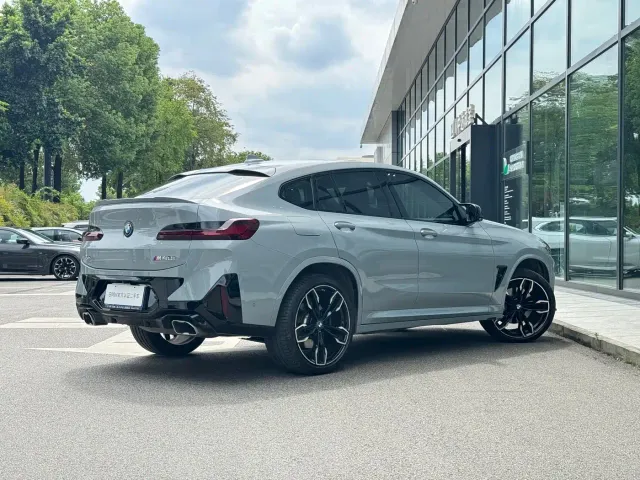 BMW X4 M40i — Фото автомобиля 7