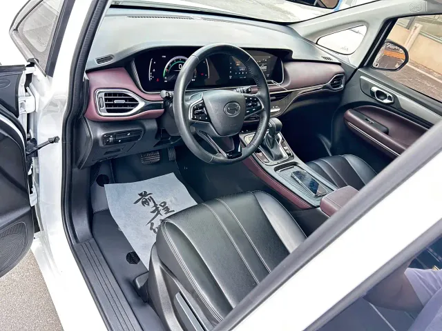 GAC Trumpchi M6 — Фото автомобиля 6