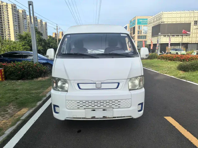 Farizon Yuan Cheng Star Enjoy E6 — Фото автомобиля 2