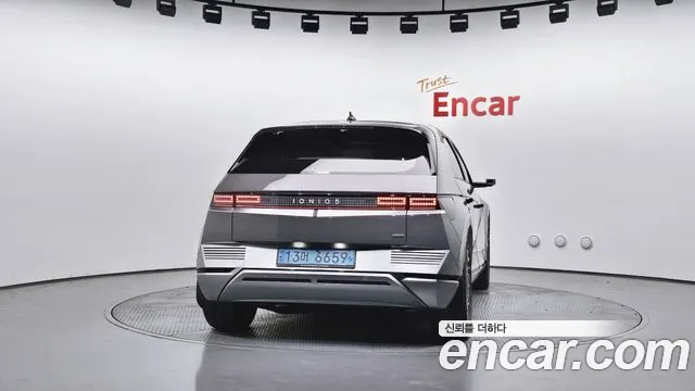 Hyundai Ioniq5 Ioniq5 Long Range AWD — Фото автомобиля 4