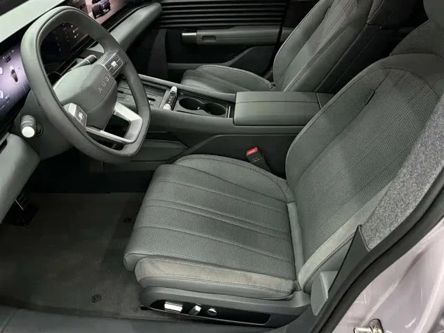 Audi E5 Sportback — Фото автомобиля 13