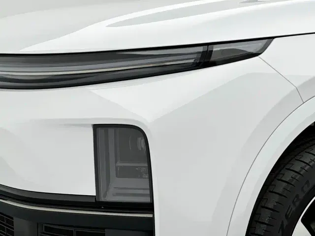 Li Auto L7 — Фото автомобиля 24