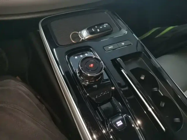 GAC Aion S Plus — Фото автомобиля 13