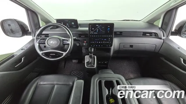 Hyundai Staria Staria 4WD Tourer 9 мест — Фото автомобиля 7