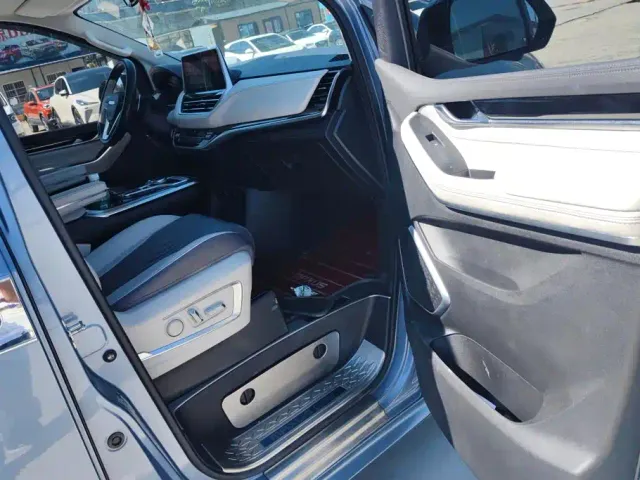 Maxus G20 — Фото автомобиля 8