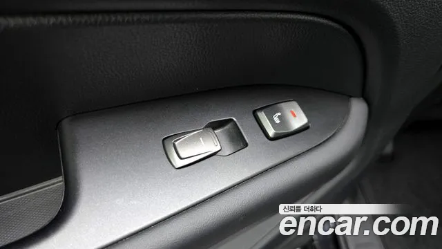KG_Mobility_Ssangyong Rexton Новый Rexton Sport Дизель 2.2 4WD — Фото автомобиля 18