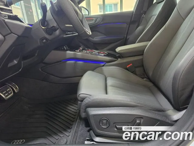 Audi A5 40 TFSI quattro S Line Black Edition — Фото автомобиля 13