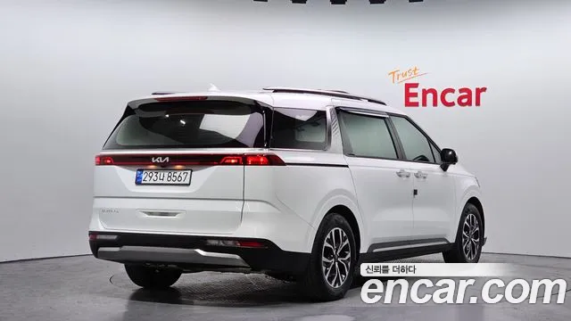 Kia Canival Carnival 4 поколение Бензин 9 мест Signature — Фото автомобиля 2