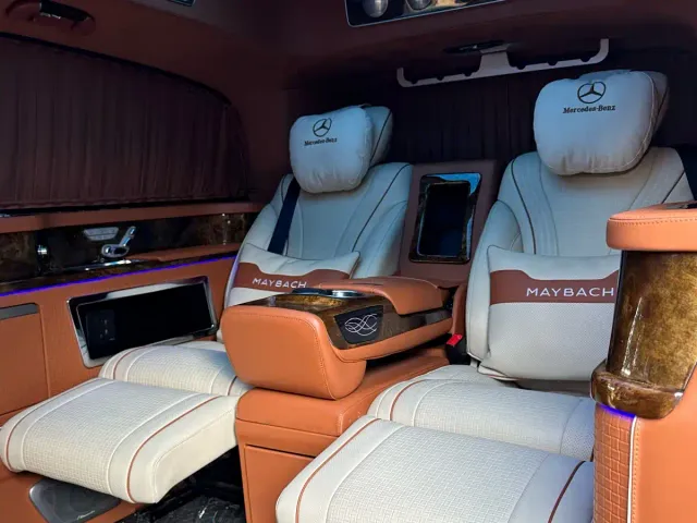 Mercedes-Benz V-Class — Фото автомобиля 14