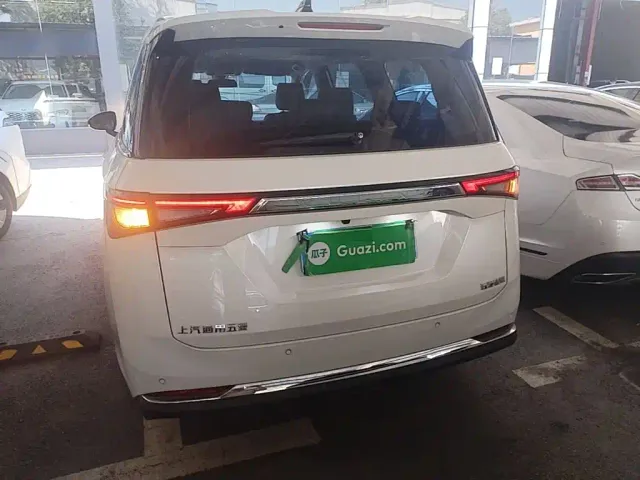 Wuling Jiachen — Фото автомобиля 5
