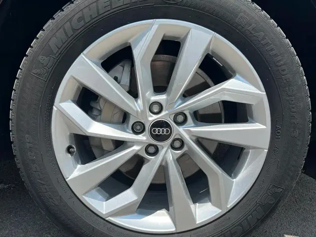 Audi Q5L — Фото автомобиля 15