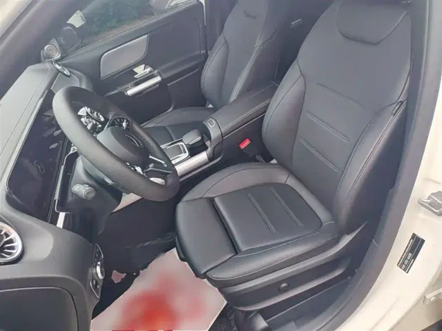 Mercedes-Benz GLA-Class — Фото автомобиля 14